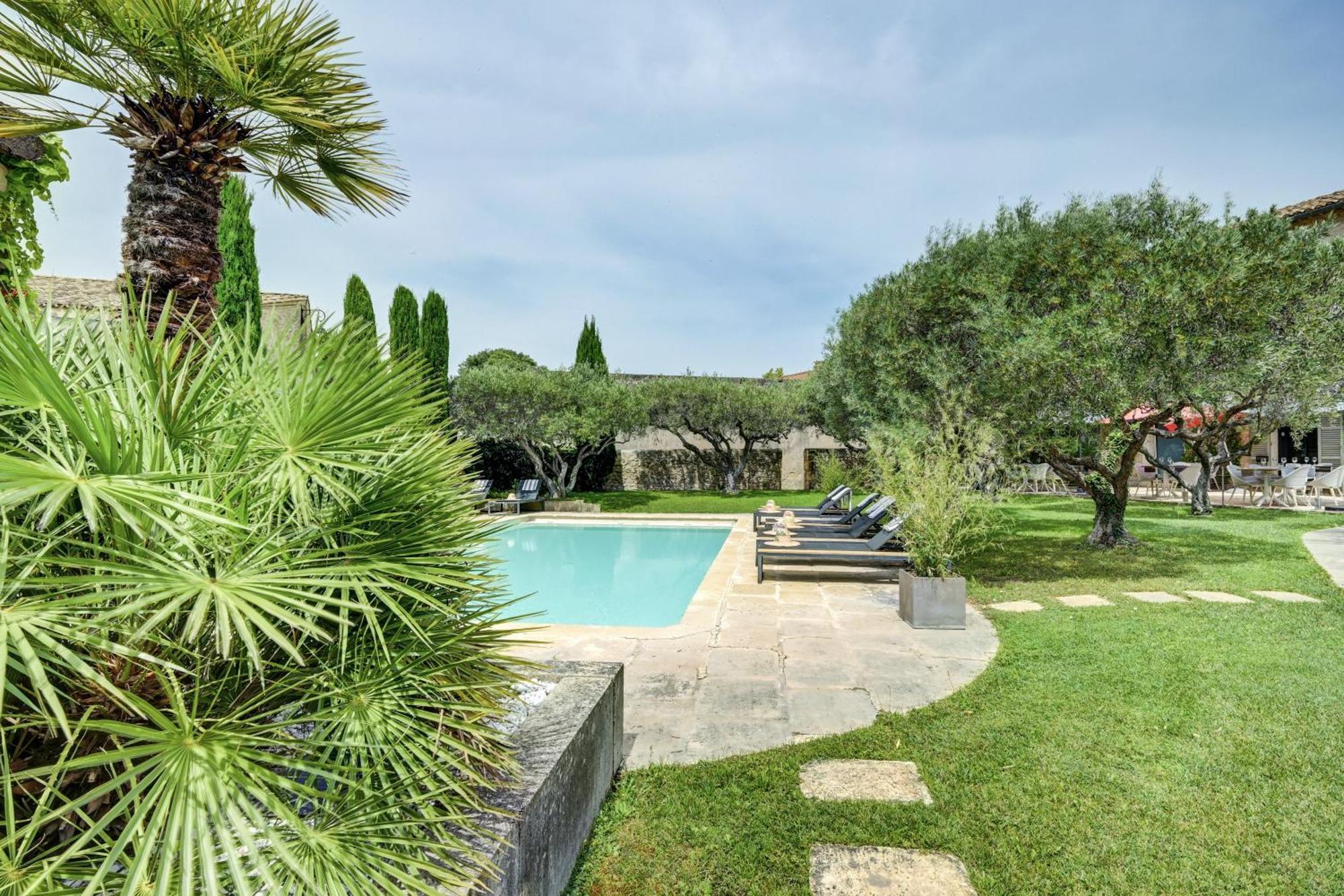La Belle Vie Hotel Saint-Hilaire-dʼOzilhan Екстериор снимка