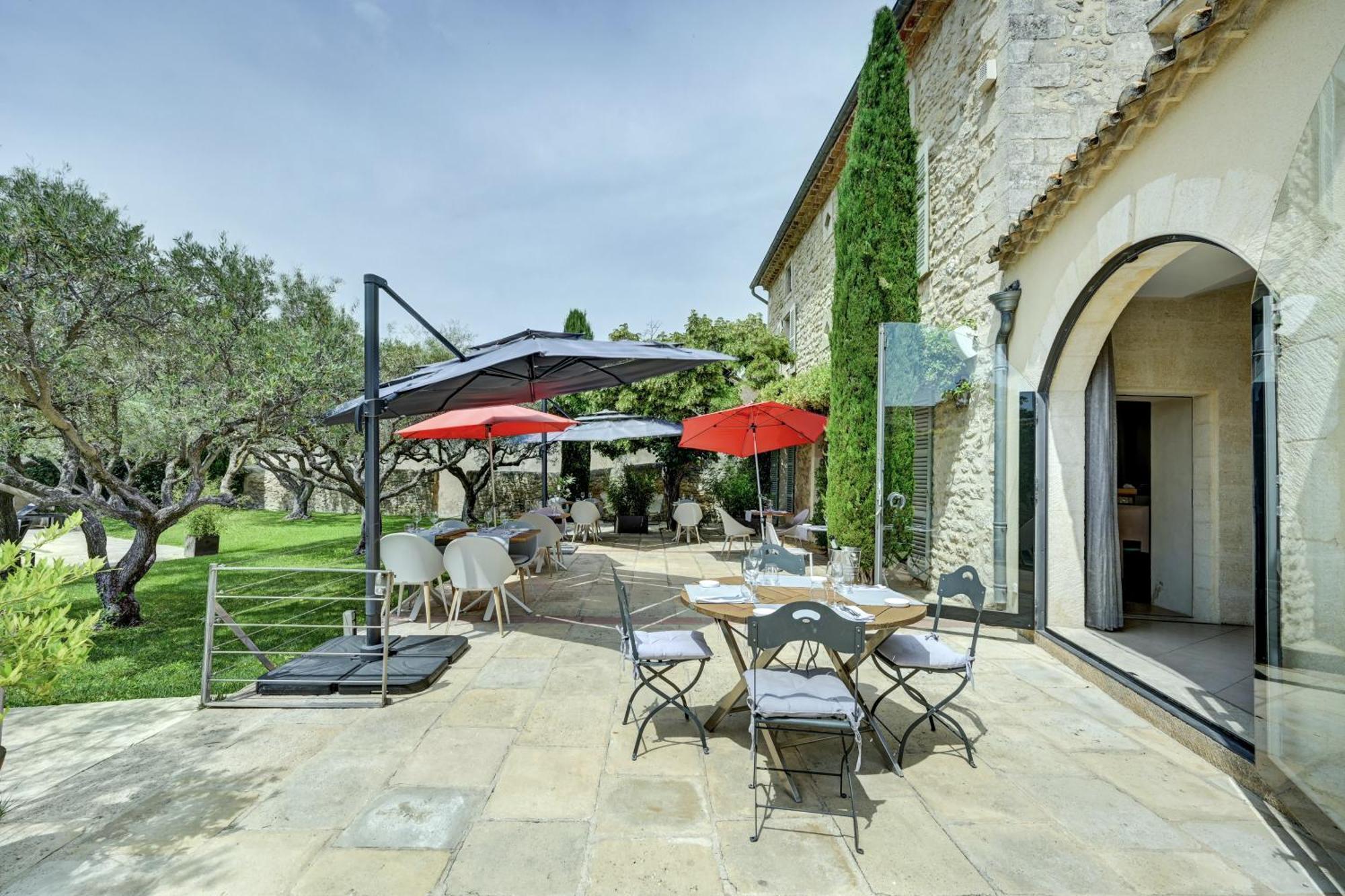 La Belle Vie Hotel Saint-Hilaire-dʼOzilhan Екстериор снимка