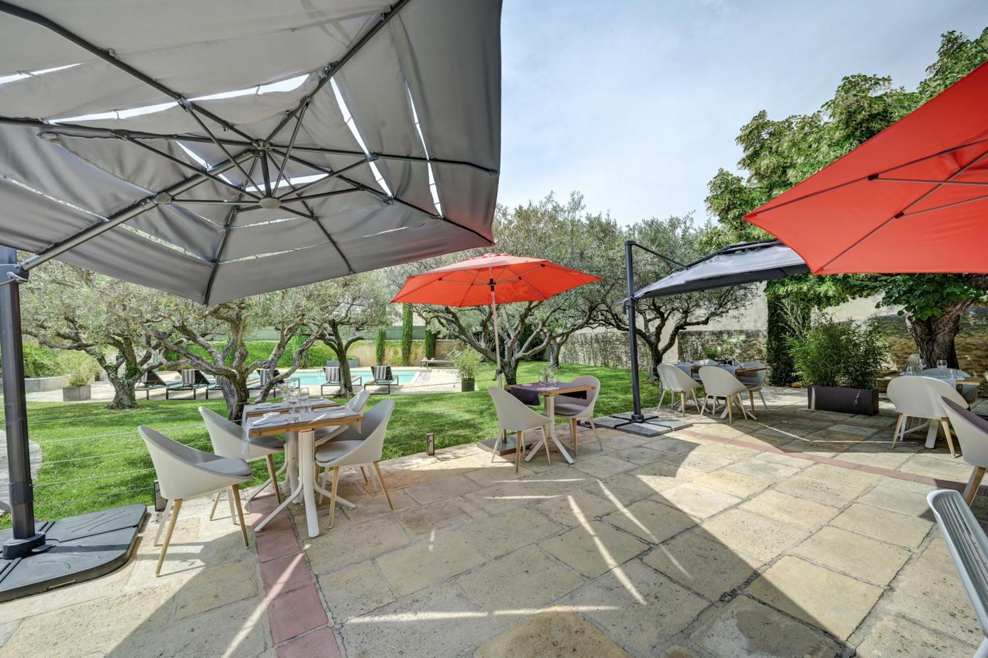 La Belle Vie Hotel Saint-Hilaire-dʼOzilhan Екстериор снимка
