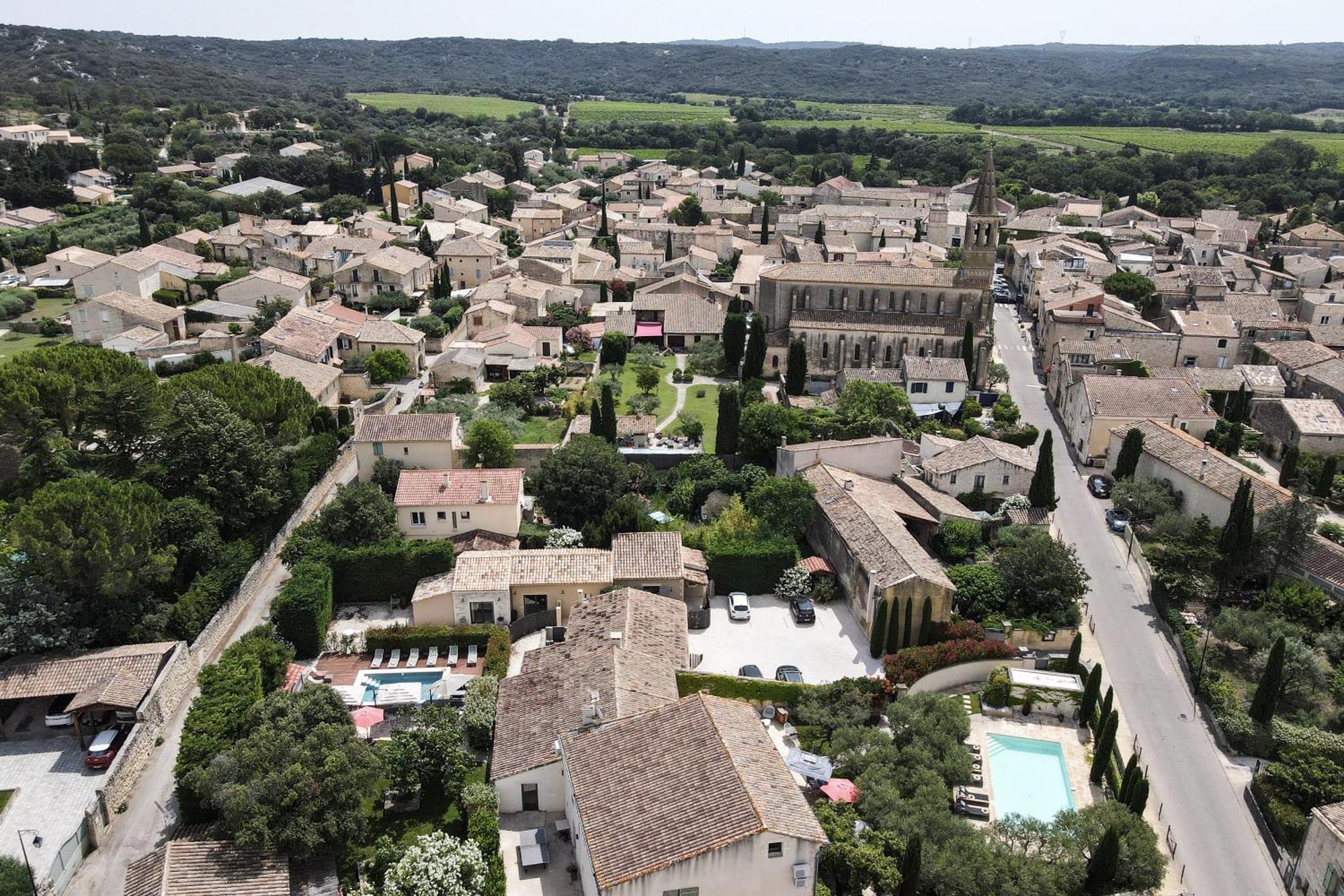 La Belle Vie Hotel Saint-Hilaire-dʼOzilhan Екстериор снимка