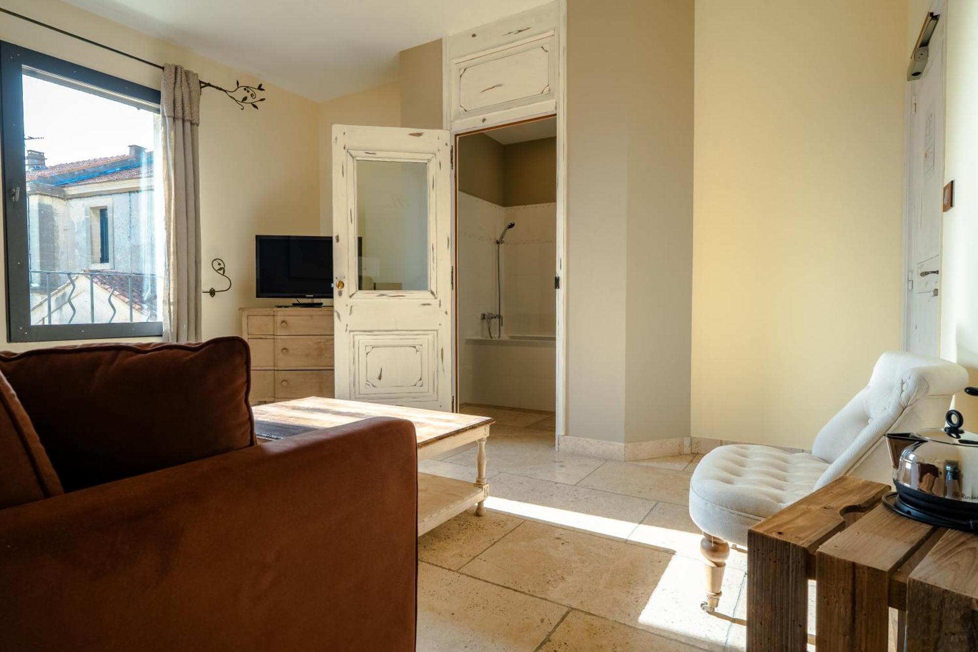 La Belle Vie Hotel Saint-Hilaire-dʼOzilhan Екстериор снимка