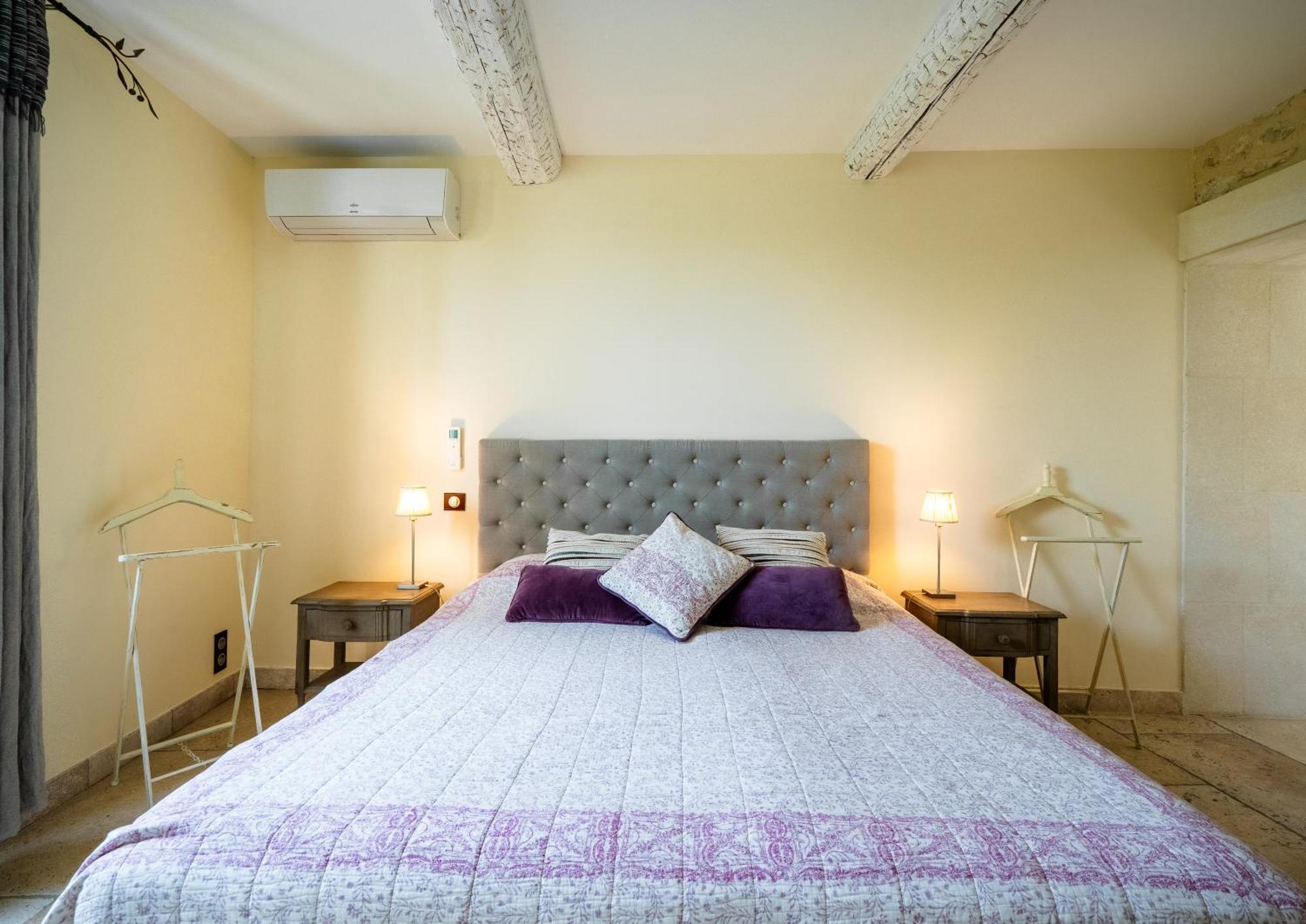 La Belle Vie Hotel Saint-Hilaire-dʼOzilhan Екстериор снимка