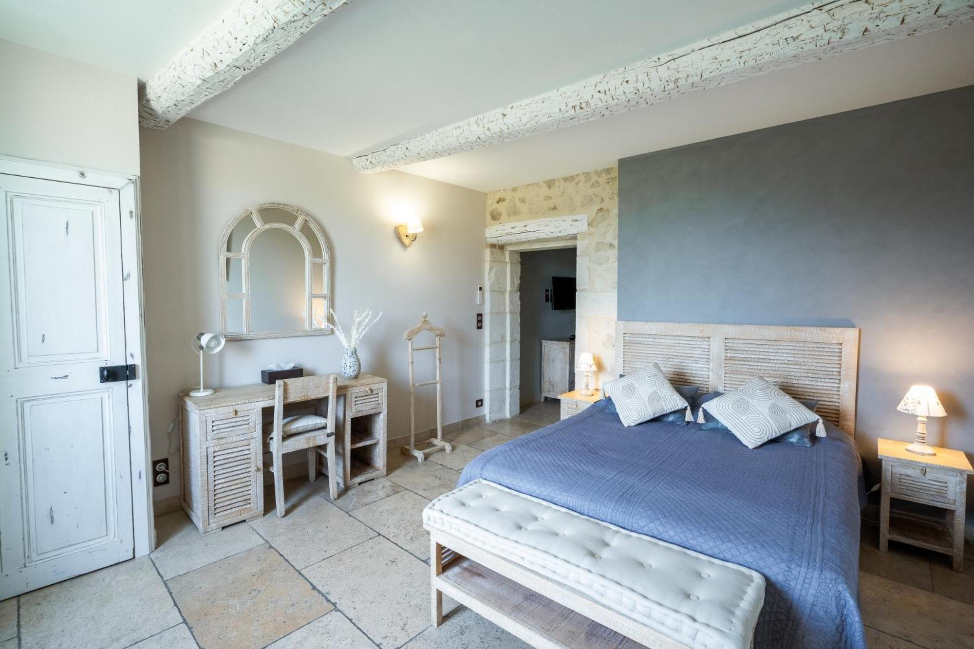 La Belle Vie Hotel Saint-Hilaire-dʼOzilhan Екстериор снимка