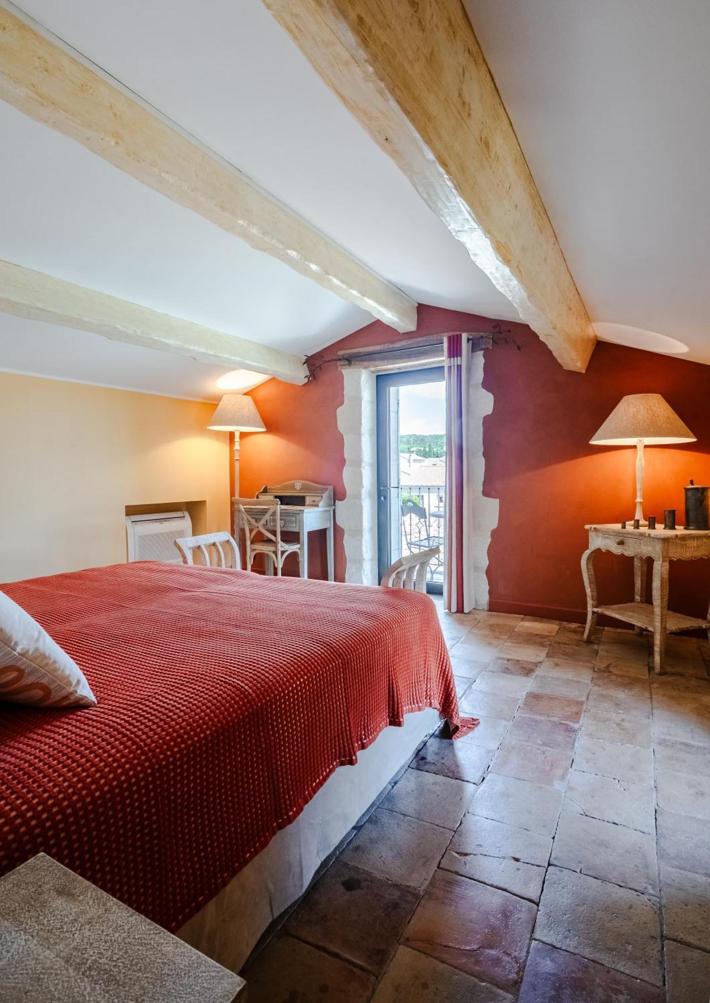 La Belle Vie Hotel Saint-Hilaire-dʼOzilhan Екстериор снимка